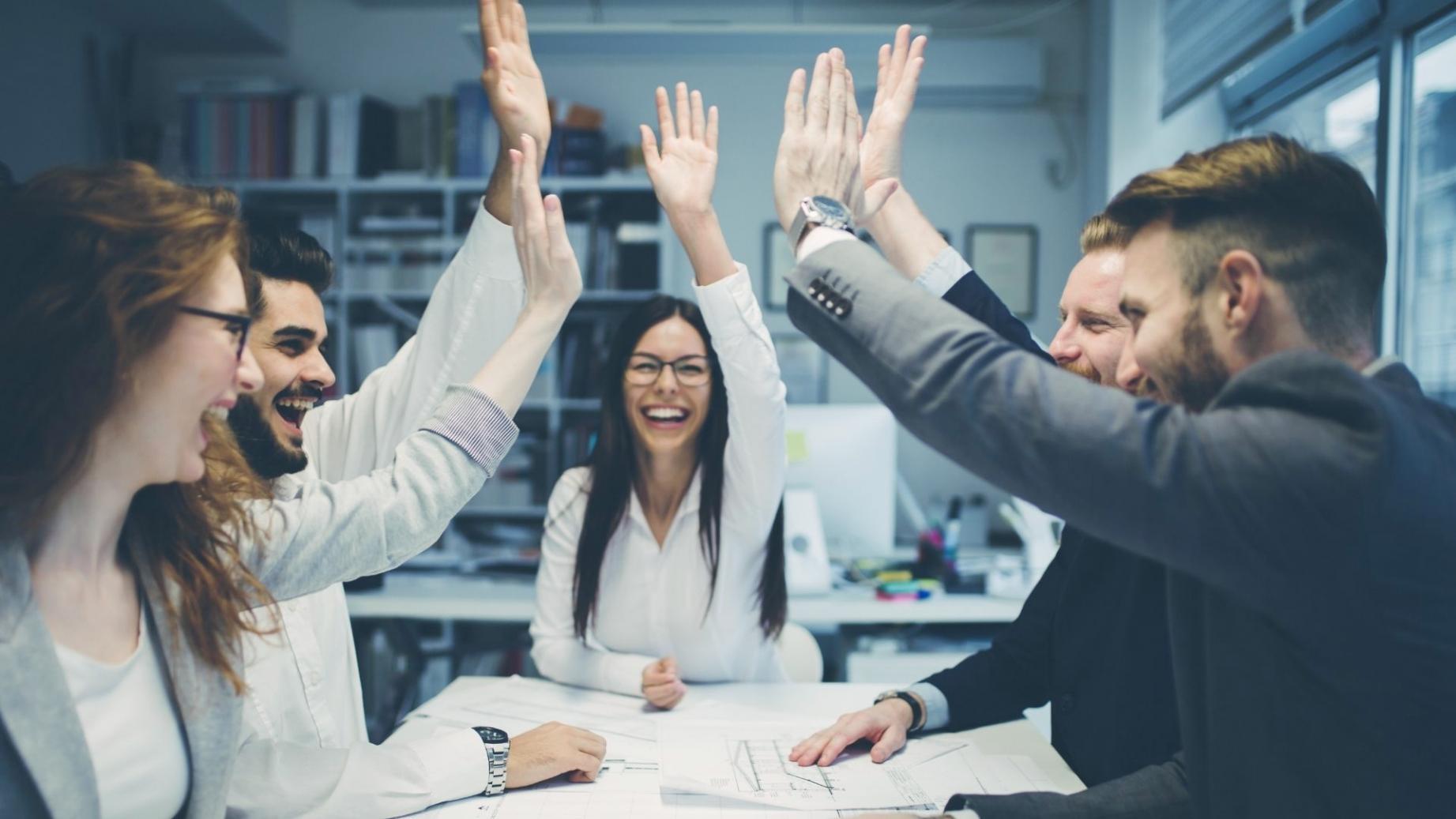 Teilnehmer während einer interaktiven Lernsession